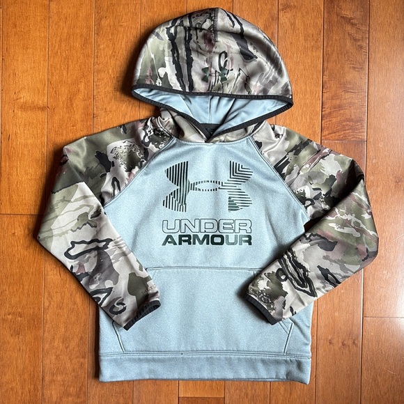 Boys Camo Under Armour Hoodie - Picture 1 of 3